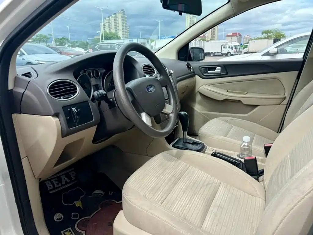Ford Focus — миниатюра 8