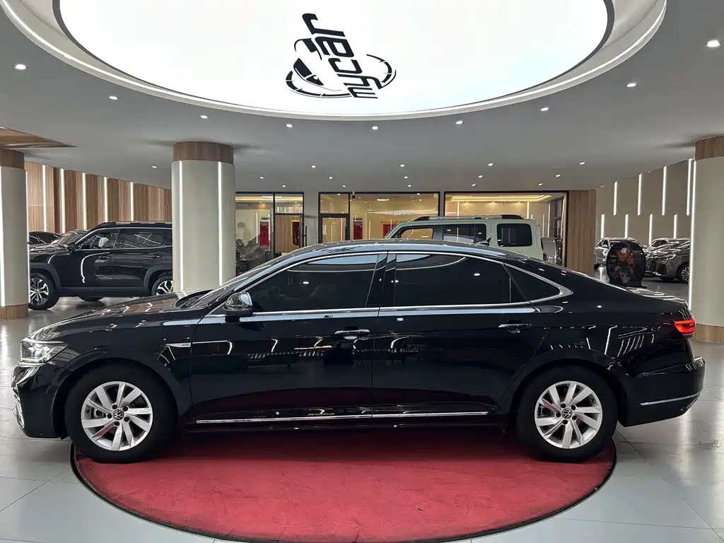 Volkswagen 帕萨特插电混动 — миниатюра 8