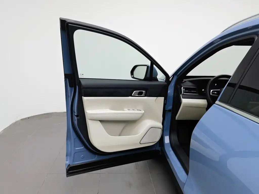 Li Auto Li ONE — миниатюра 8