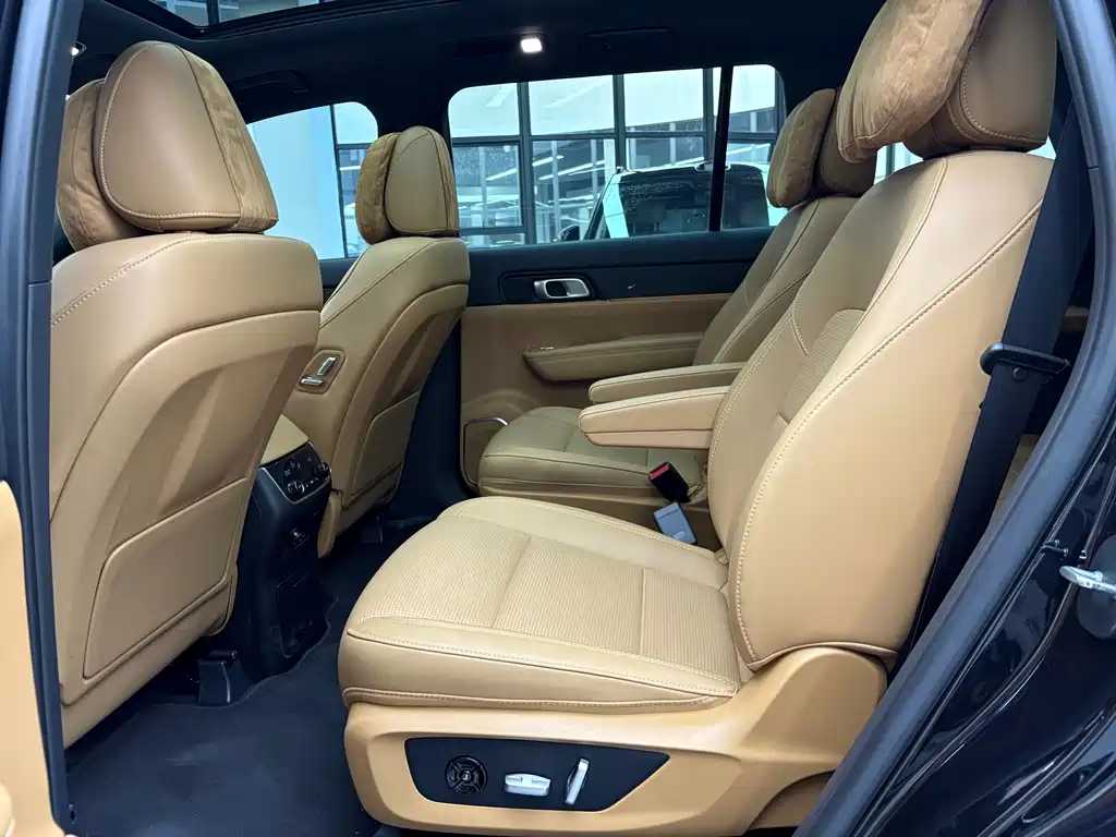 Li Auto Li ONE — миниатюра 6
