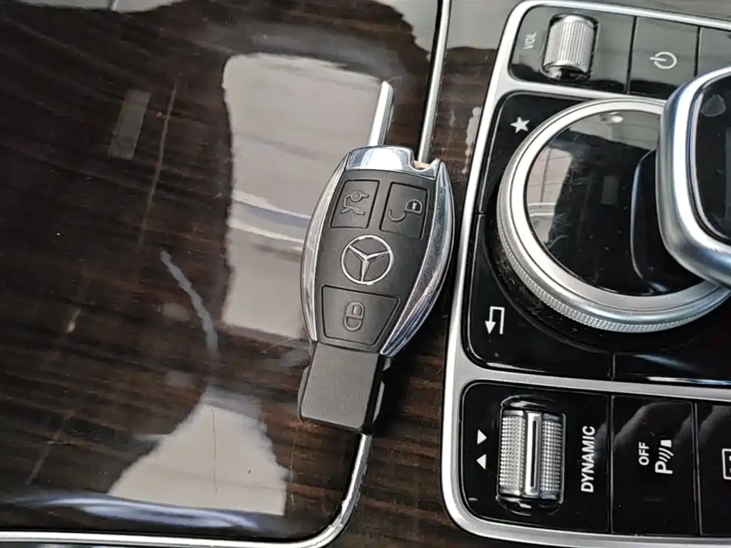 Mercedes-Benz GLC 2018 GLC 260 4MATIC