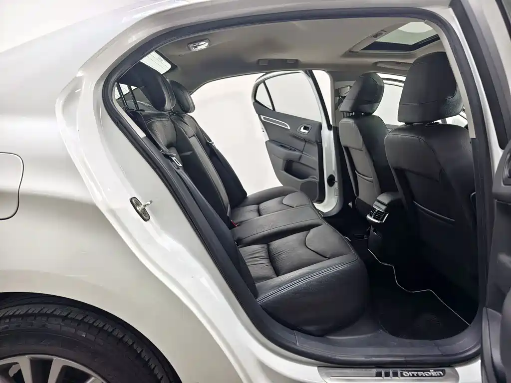 Citroen C4L — миниатюра 16