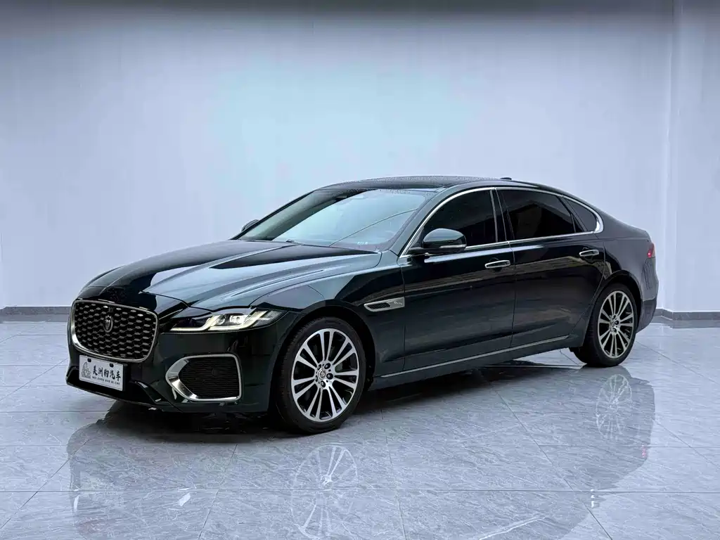 Купить Jaguar XFL