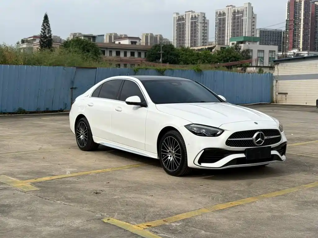 Mercedes-Benz C-Class — миниатюра 3