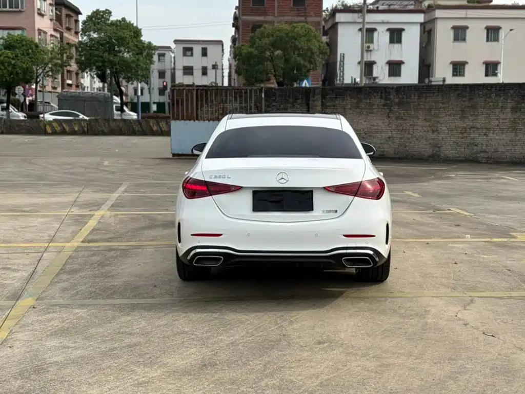 Mercedes-Benz C-Class — миниатюра 5