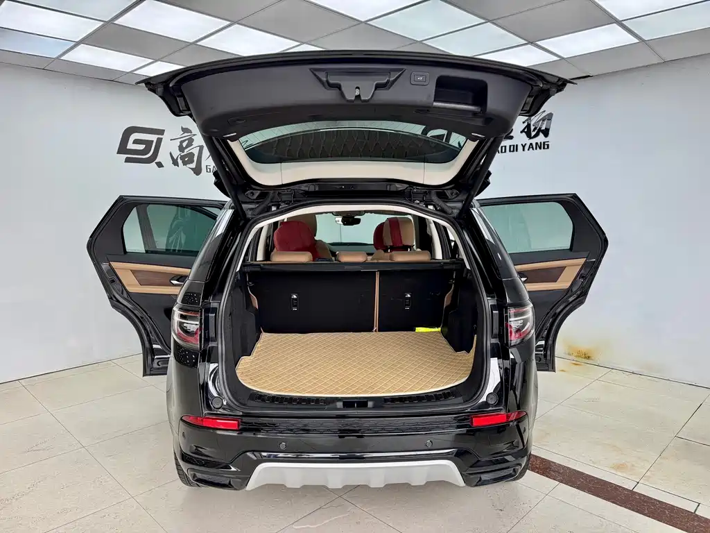 Land Rover Discovery Sport — миниатюра 22