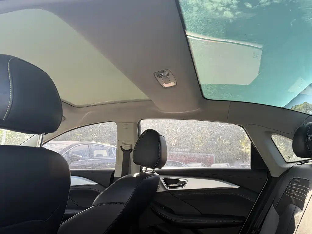 Roewe i6 MAX 2020 300TGI AT Smart Drive Supreme