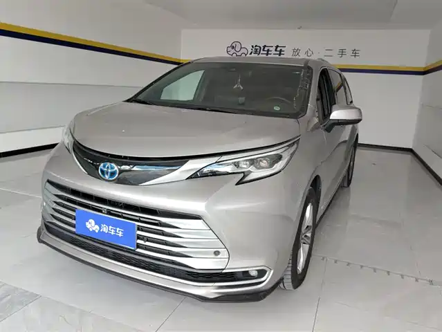 TOYOTA SIENNA 2022