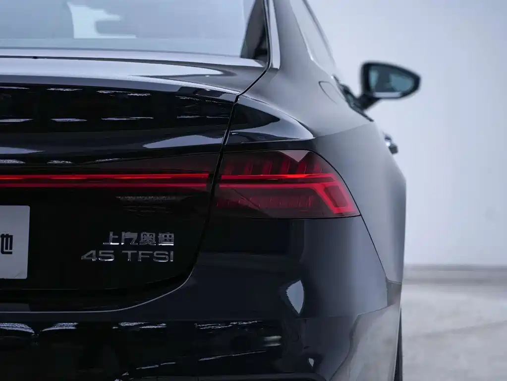 Audi A7L — миниатюра 17