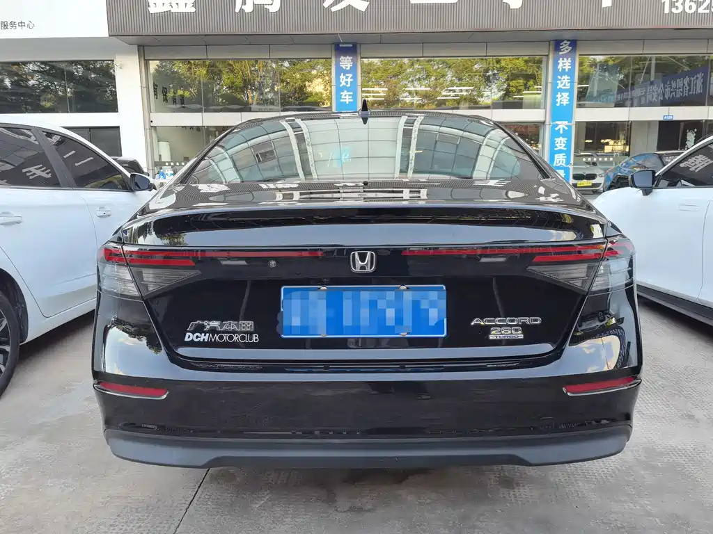 Honda Accord — миниатюра 5