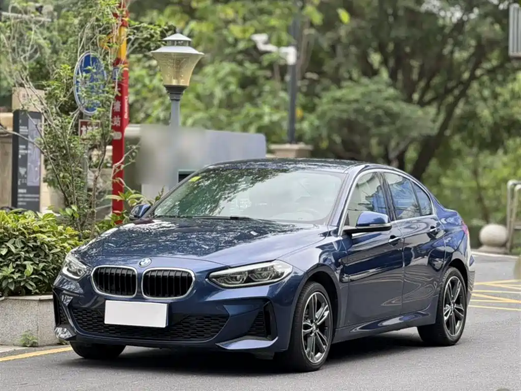 BMW 1 Series 2021