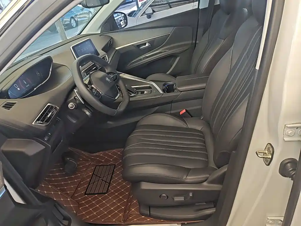 Peugeot 4008 — миниатюра 15
