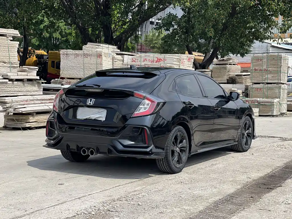 Honda Civic — миниатюра 8