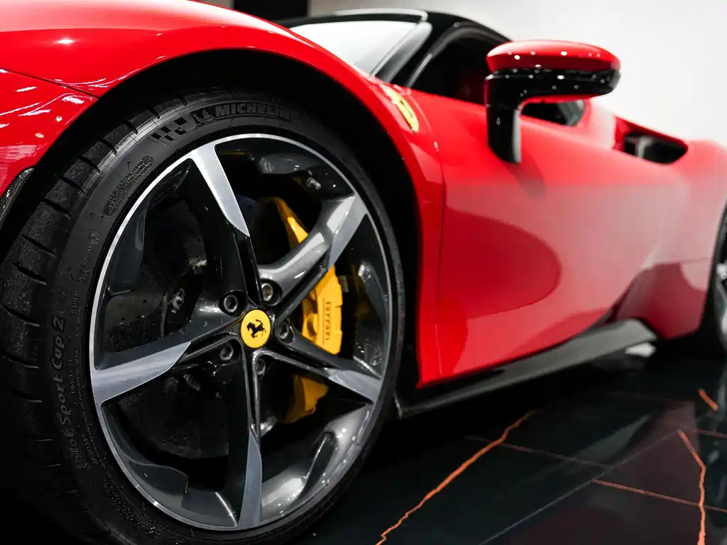 Ferrari SF90 — миниатюра 8