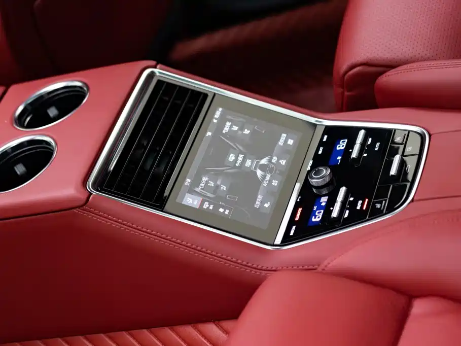 Porsche Panamera — миниатюра 12