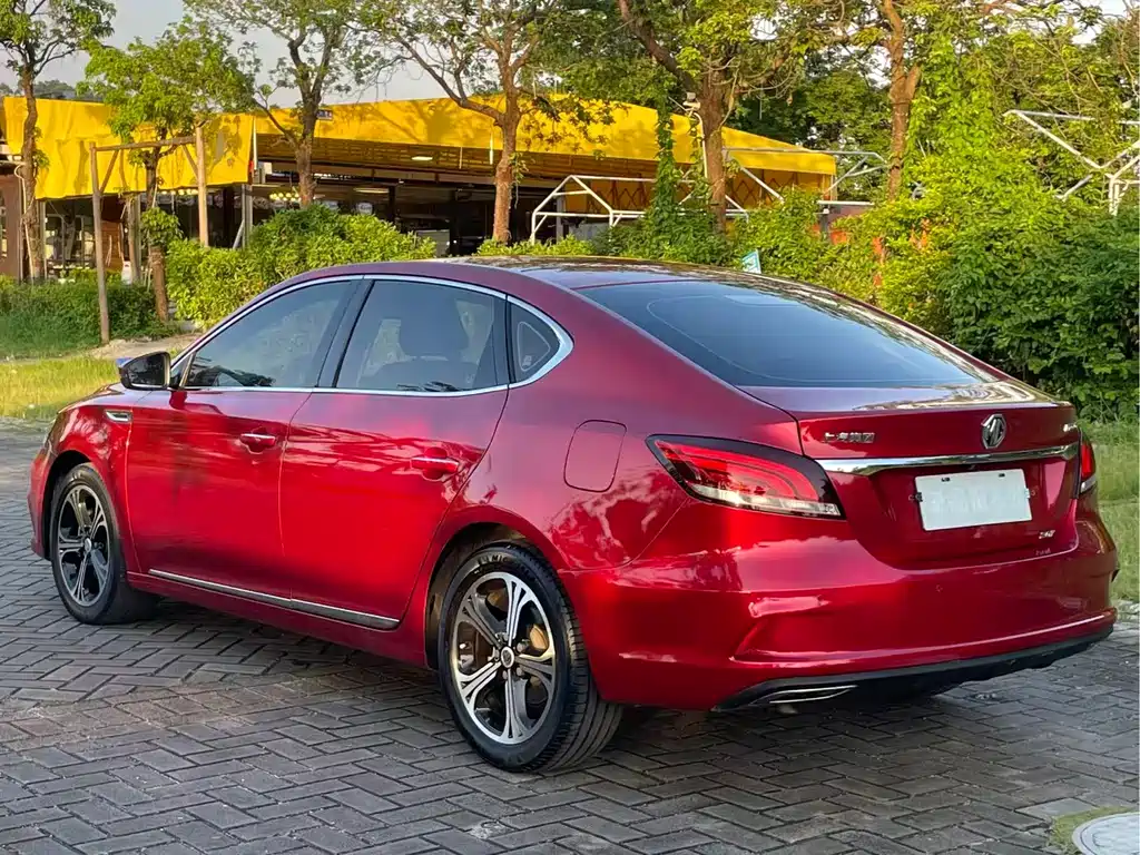MG MG6 — миниатюра 7
