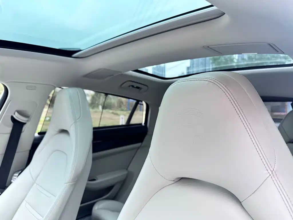 Porsche Panamera — миниатюра 15