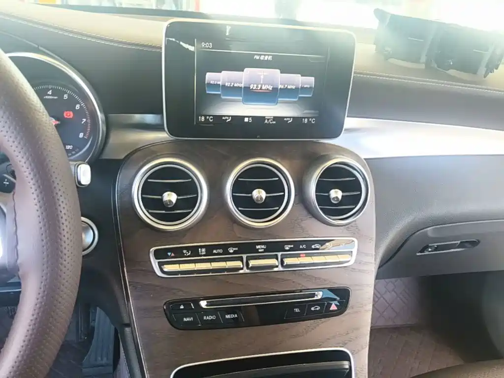 Mercedes-Benz GLC — миниатюра 13