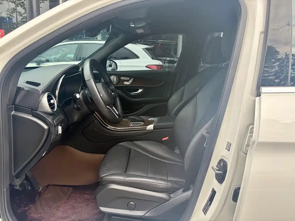 Mercedes-Benz GLC — миниатюра 15