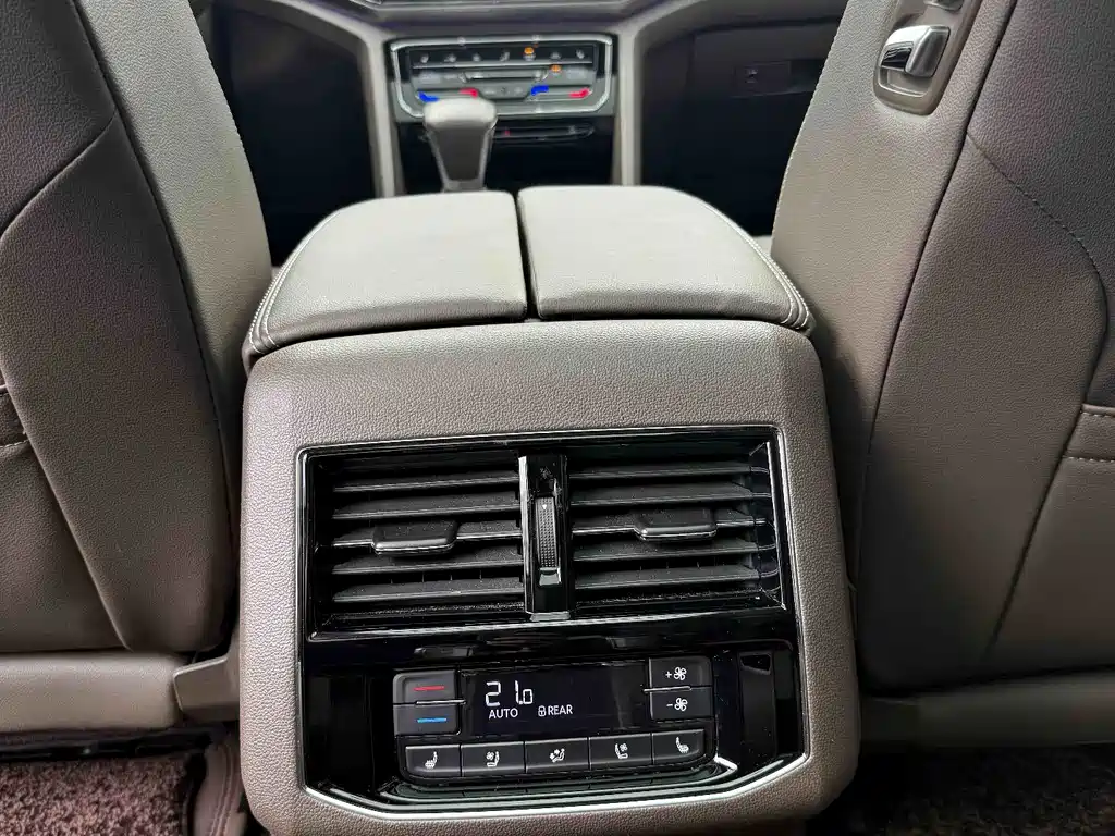 Volkswagen Viloran — миниатюра 12