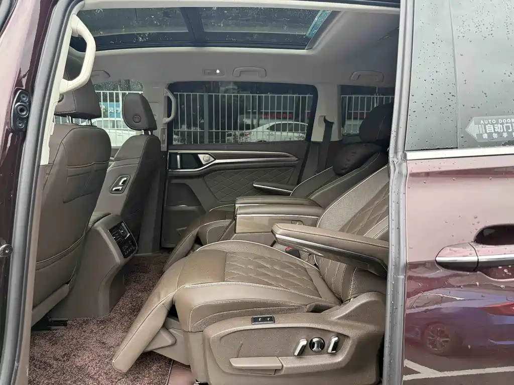 Volkswagen Viloran — миниатюра 15