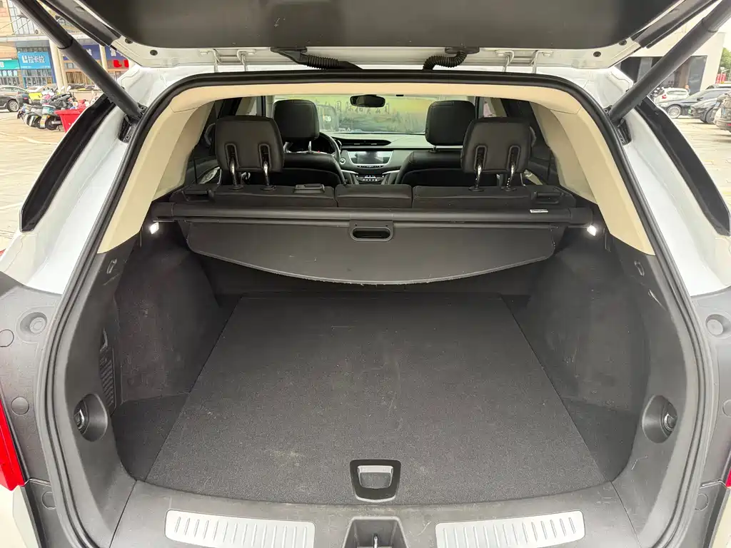 Cadillac XT5 — миниатюра 12