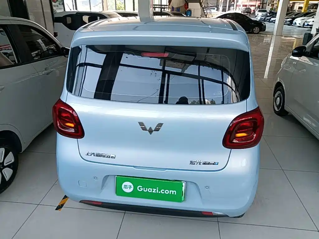 Wuling MINIEV — миниатюра 6