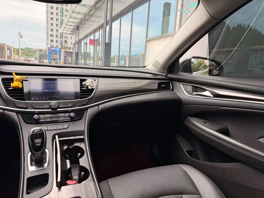 Buick LaCrosse — миниатюра 6