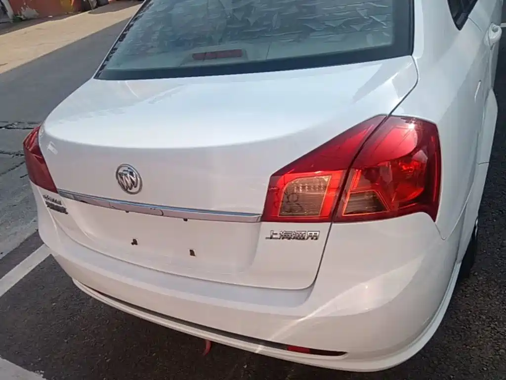 Buick Excelle — миниатюра 6