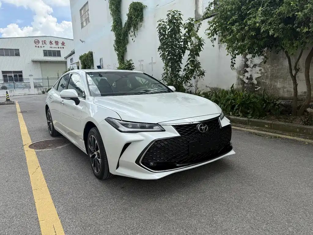 TOYOTA ASIAN DRAGON