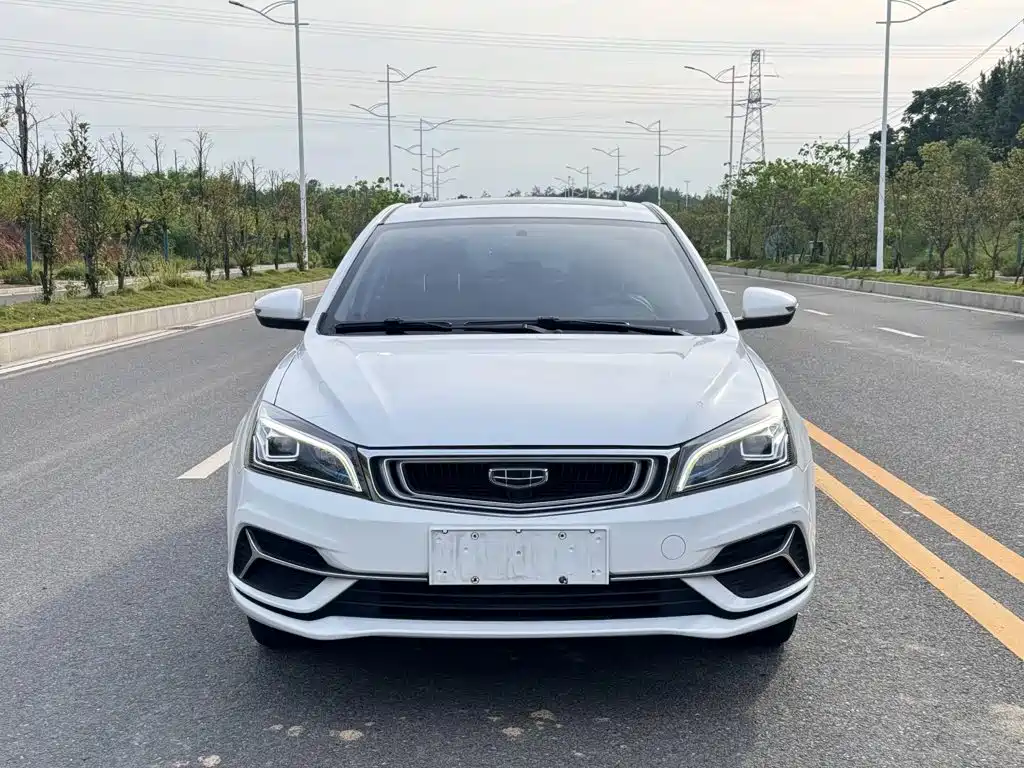 Geely Emgrand — миниатюра 2