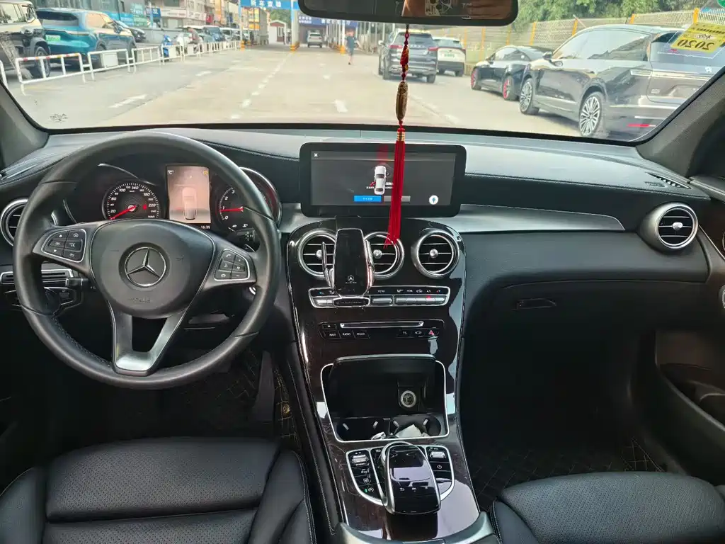 Mercedes-Benz GLC — миниатюра 4
