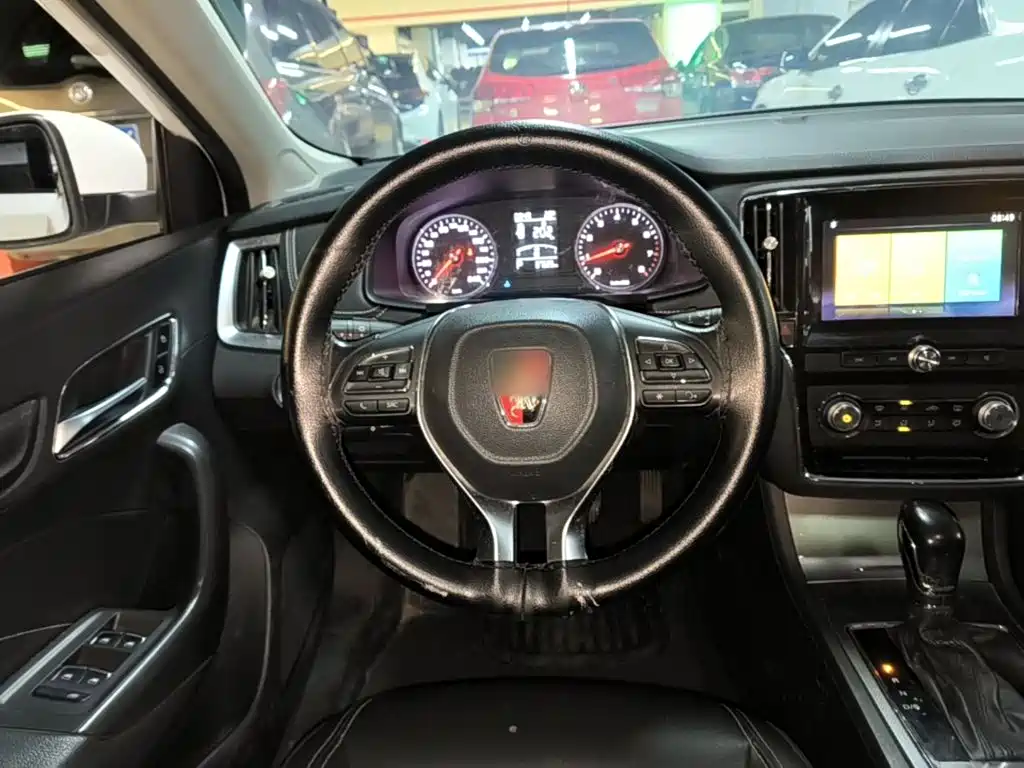 Roewe i6 Classic — миниатюра 11