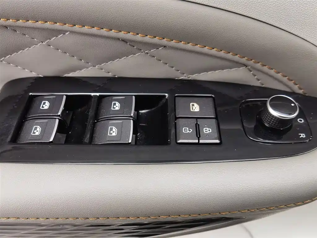 DONGFENG POPULAR YACHTS