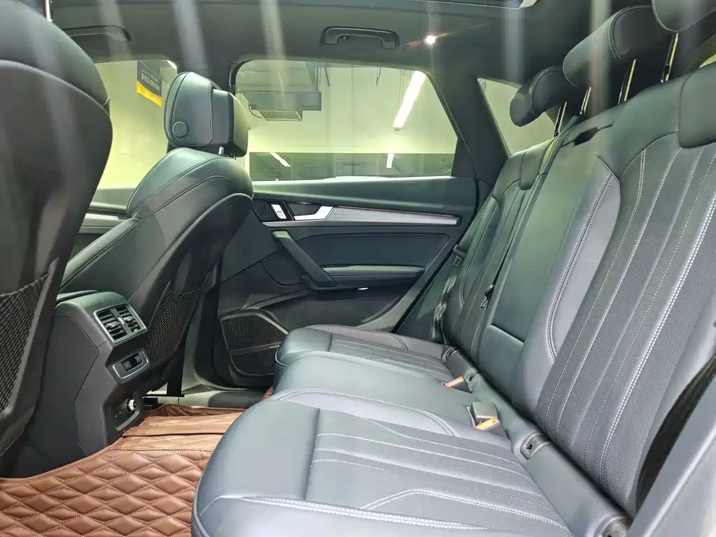 Audi Q5L — миниатюра 9