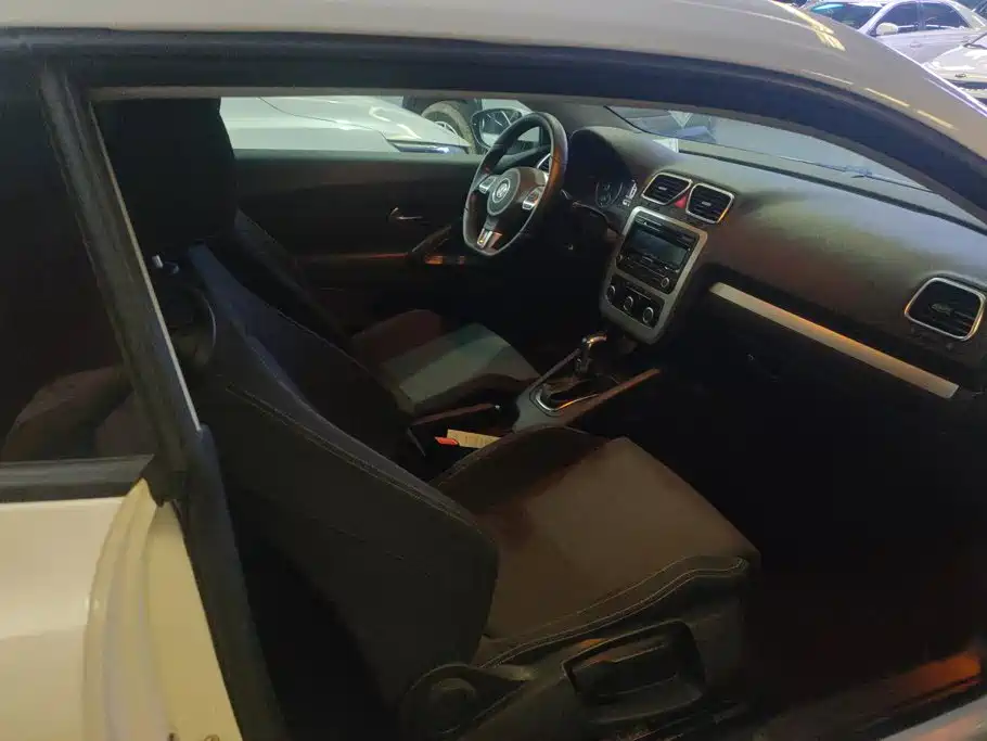 Volkswagen Scirocco — миниатюра 8