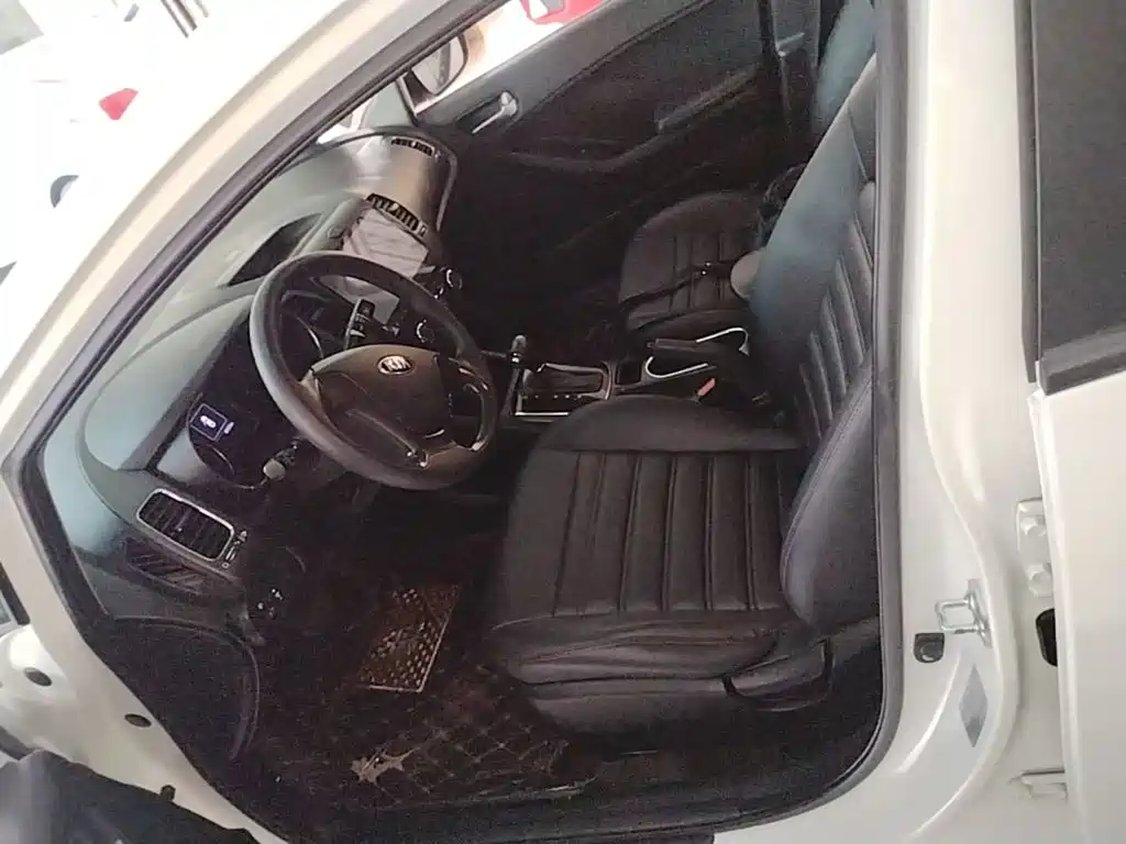 Kia K3 — миниатюра 16