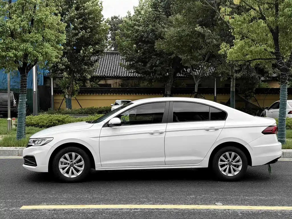 Volkswagen Bora — миниатюра 4