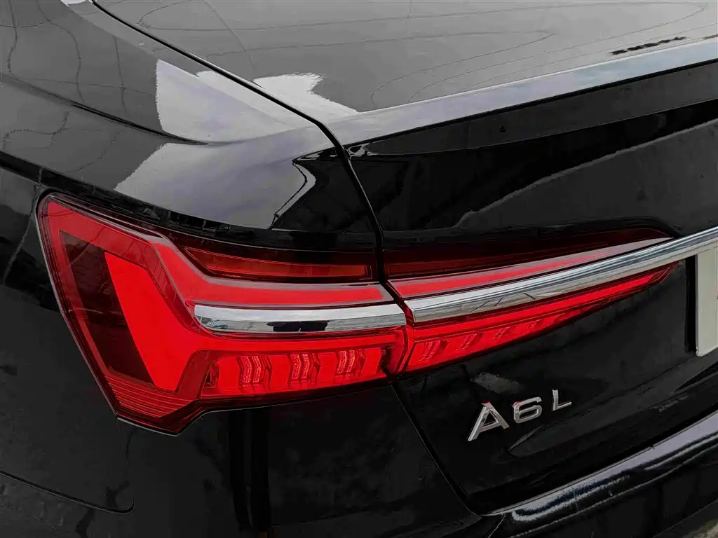 Audi A6L — миниатюра 9