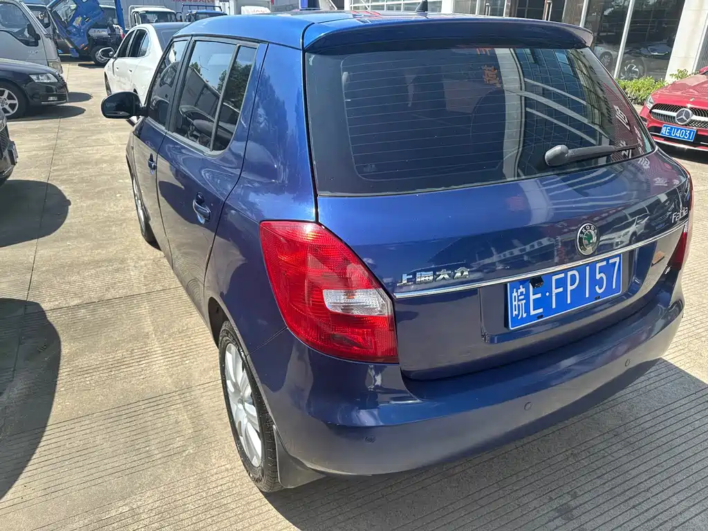 Skoda Fabia — миниатюра 5