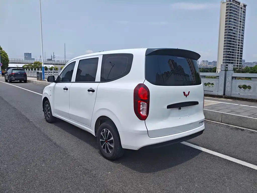 Wuling Hongguang EV — миниатюра 5