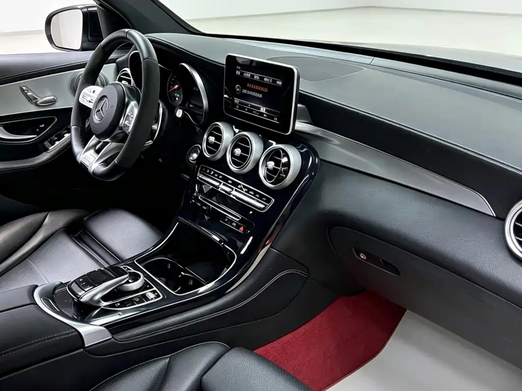 Mercedes-Benz GLC — миниатюра 7