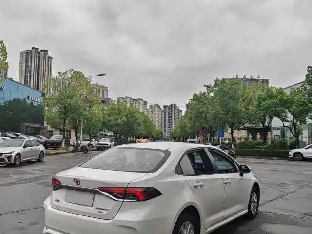 Toyota Corolla — миниатюра 9