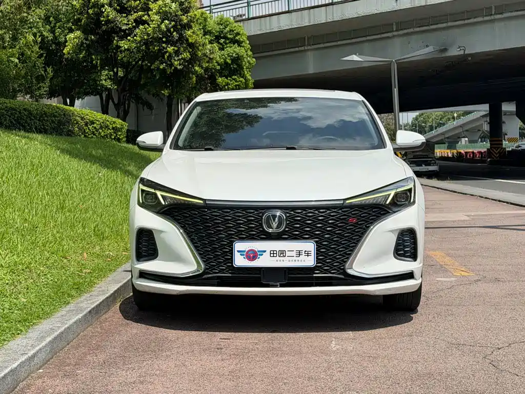Changan Eado — миниатюра 2
