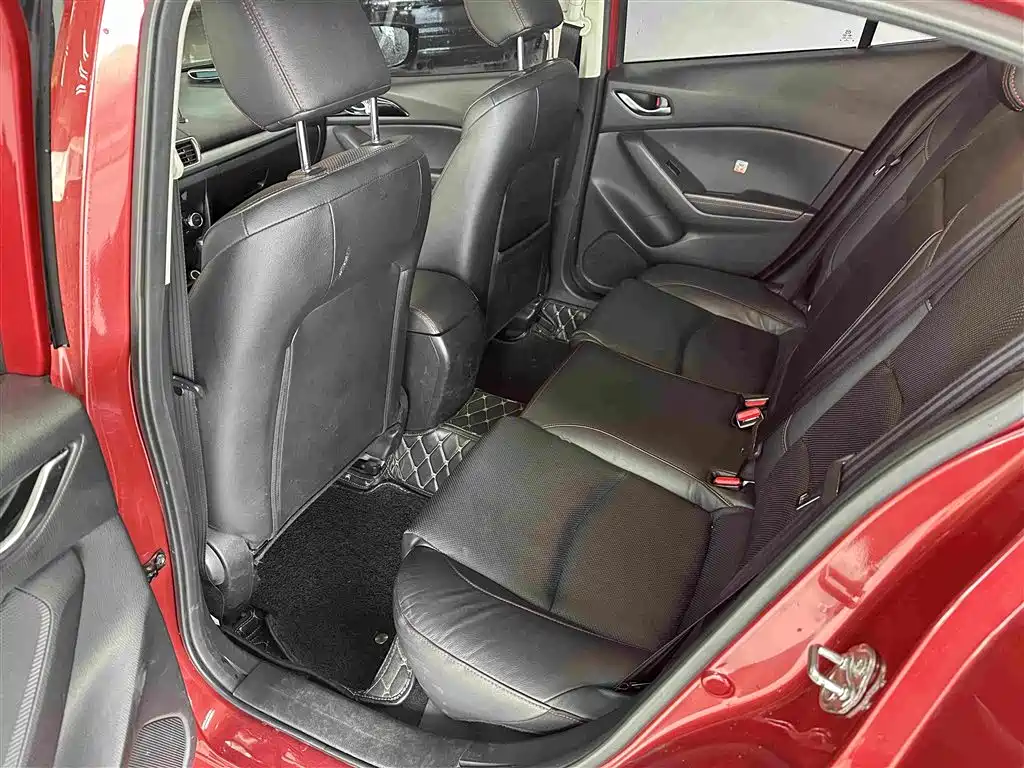 Mazda 3 Axela — миниатюра 7