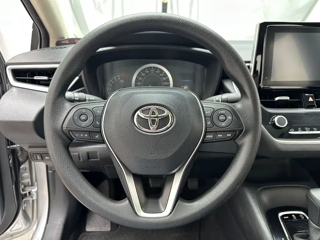 Toyota Corolla — миниатюра 7