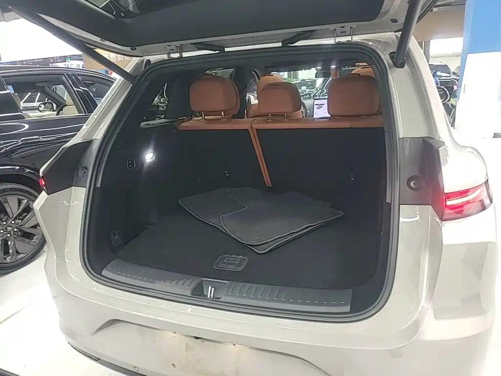 Li Auto Li L6 — миниатюра 19
