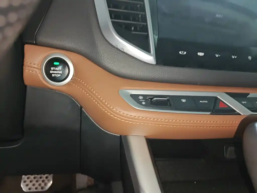 Geely Vision X6 — миниатюра 9