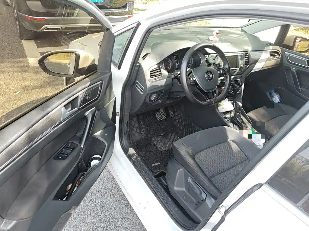 Volkswagen Golf Sportsvan — миниатюра 12