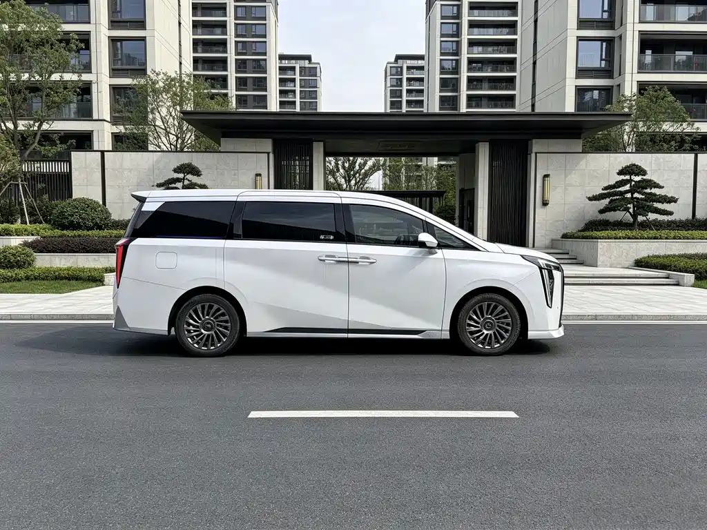 GAC Motor Trumpchi M8 — миниатюра 8